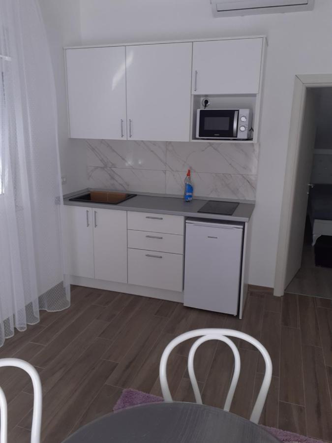 Apartmani Tolj Makarska Exterior foto