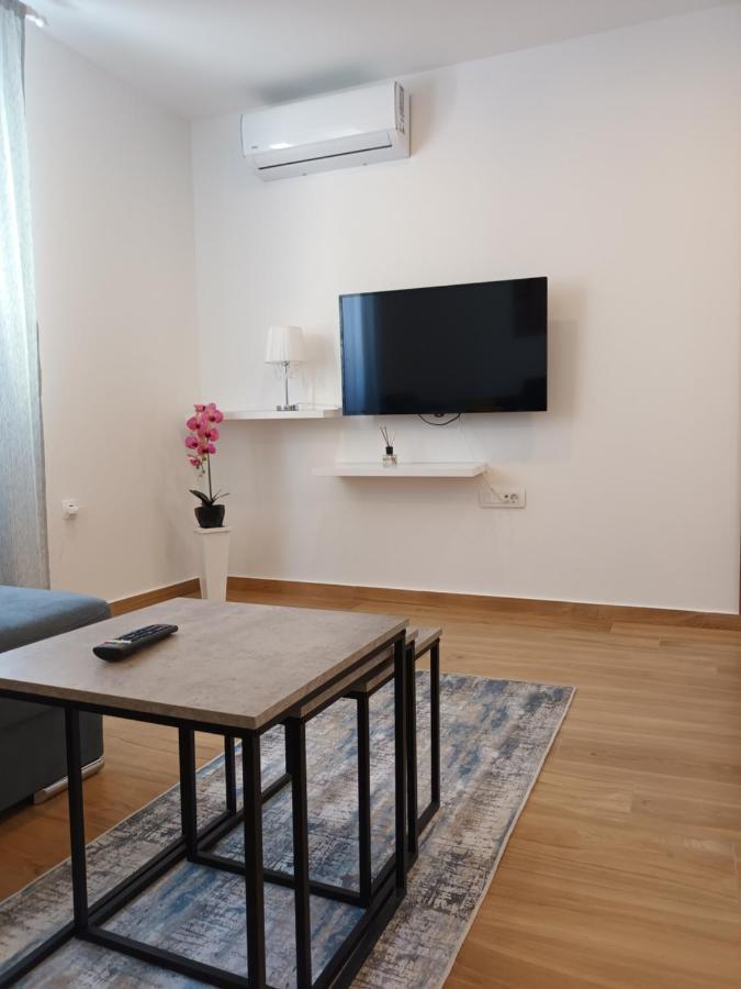 Apartmani Tolj Makarska Exterior foto