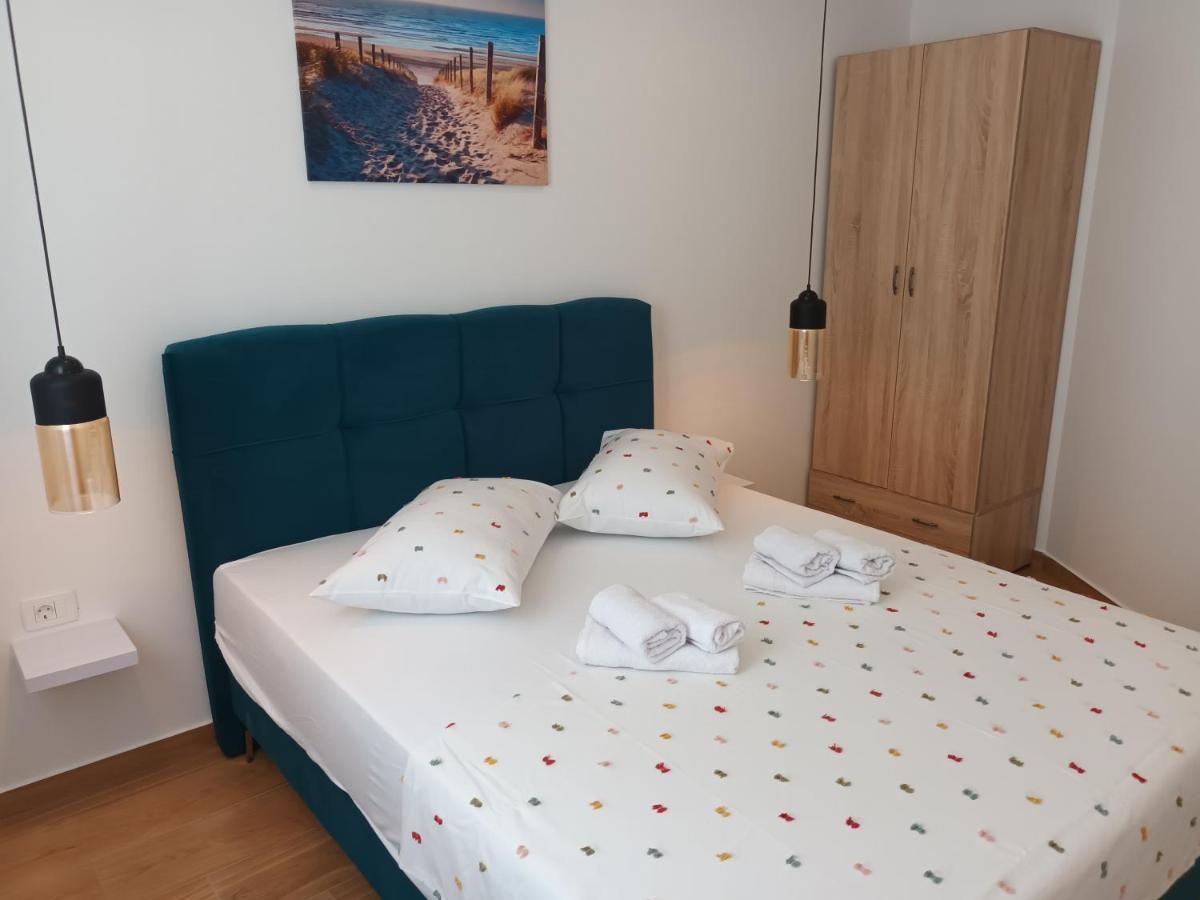Apartmani Tolj Makarska Exterior foto