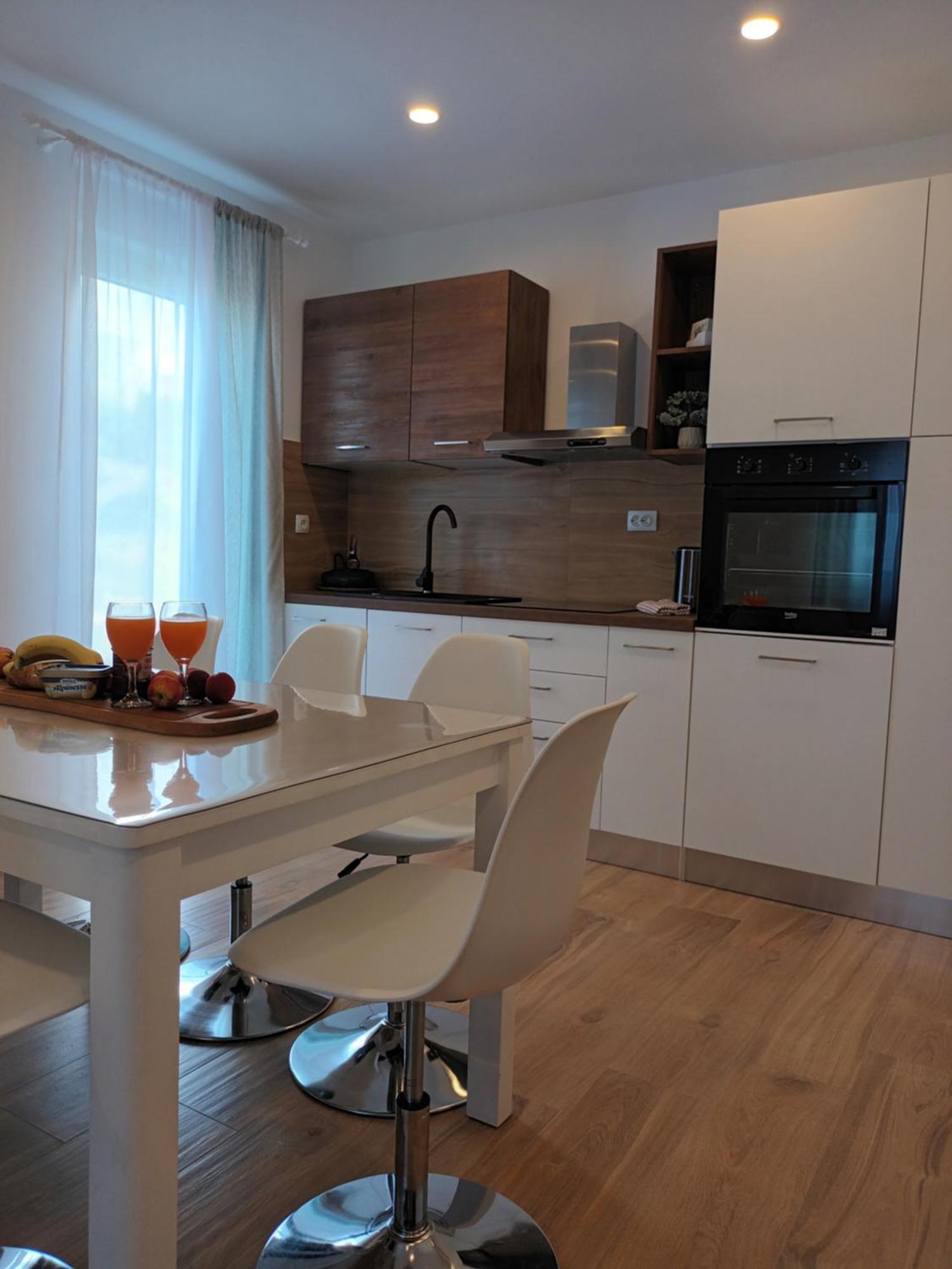 Apartmani Tolj Makarska Exterior foto